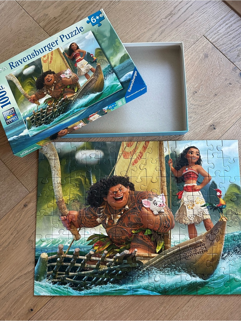 Ravensburger Moana 100-Piece Puzzle with Bright Blue, Green, Tan and Brown Art